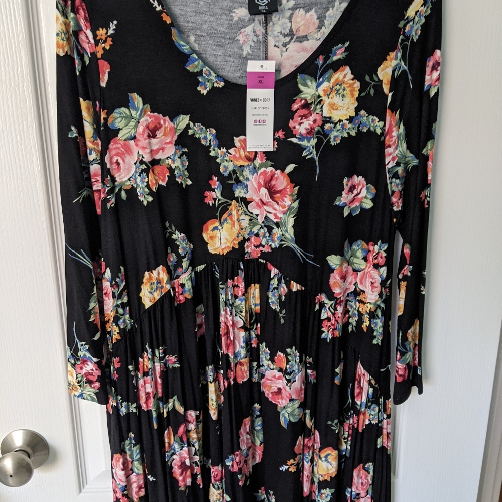 NWT Agnes & Dora XL Oakley Black Floral Muse Dress